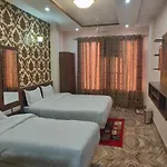Hotel Ashiyana Palace