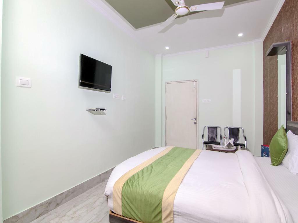 Hotel Ashiyana Palace